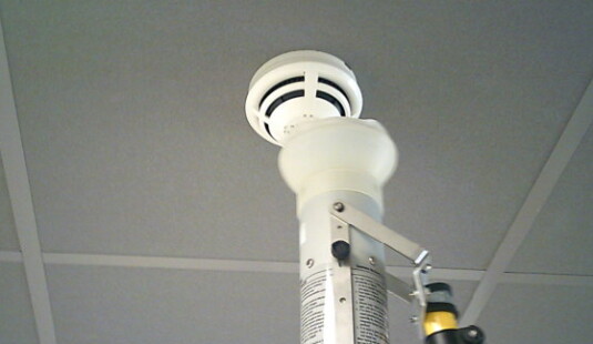 Opgeleid persoon brandmeldinstallatie nodig